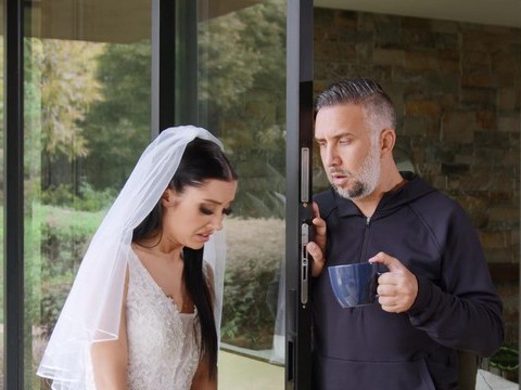 TitsCult presents: Closeup video of newly runaway bride jazmin luv getting fucked hard