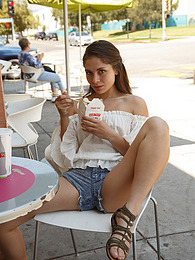 TitsCult presents: Tiffany Drake With Noodles